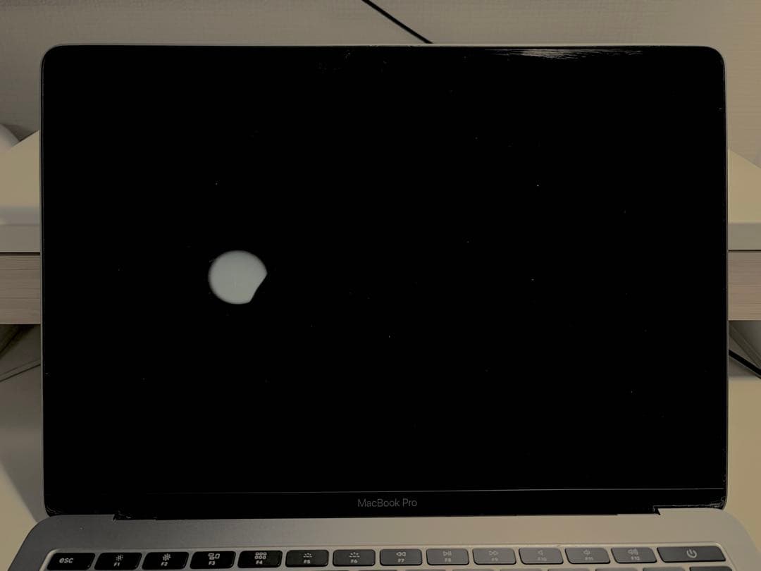 Apple Macbook pro 13inch 2017モデル