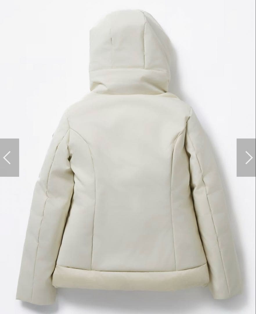 ケープホーンPILLON ピロン ダウンジャケット42 BETULLA