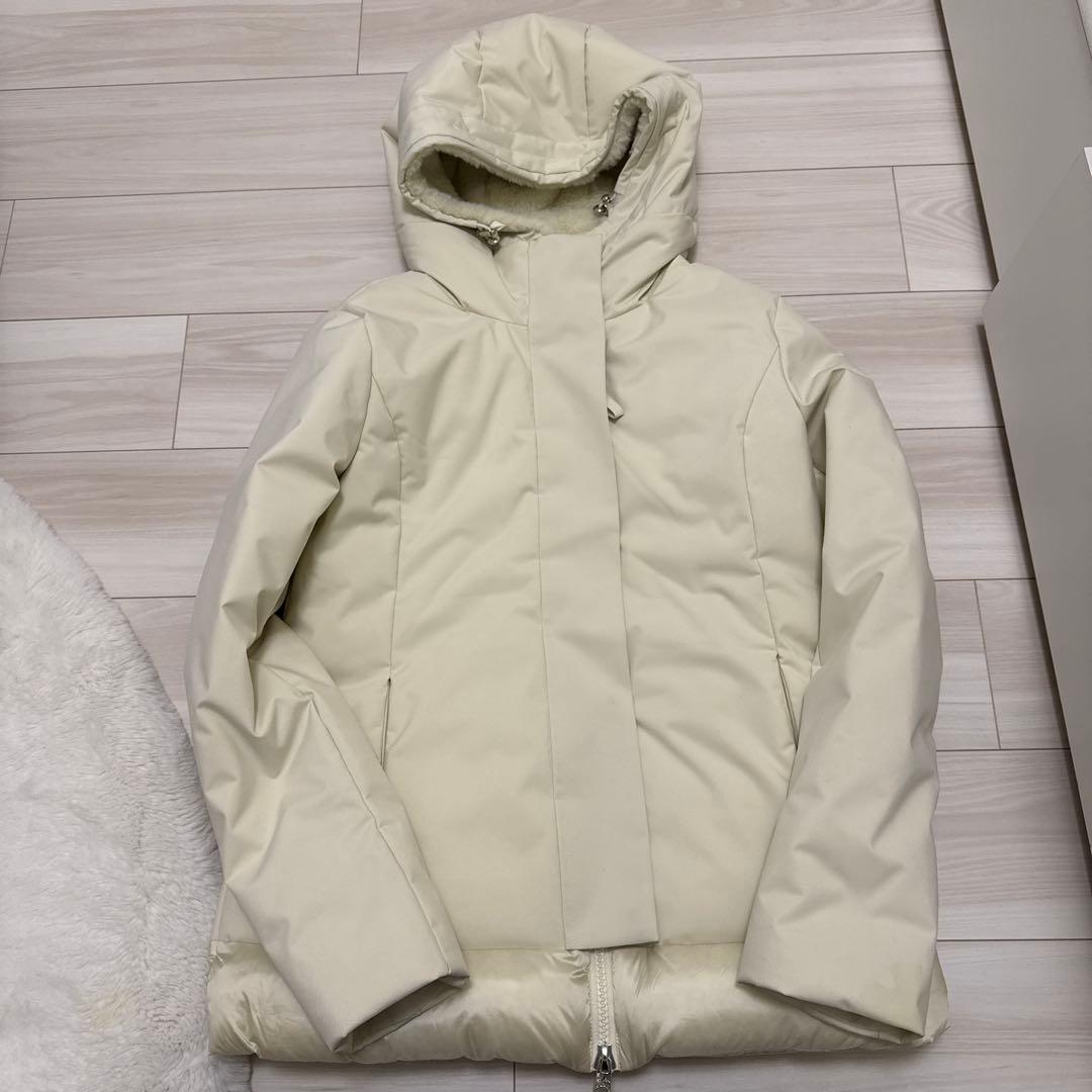 ケープホーンPILLON ピロン ダウンジャケット42 BETULLA