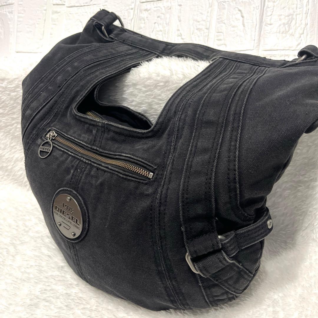 ピンクの猫ディーゼルdiesel oneshoulder bagブラック