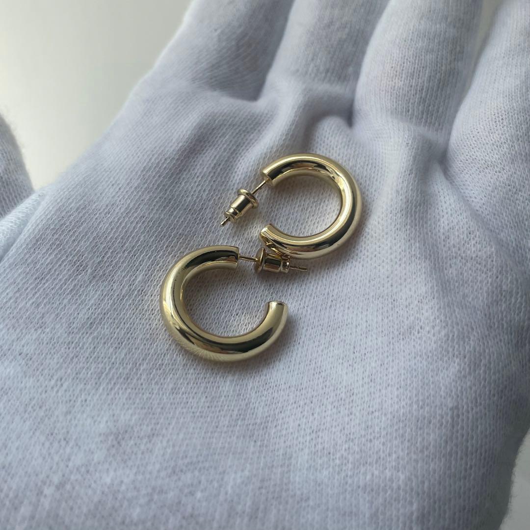 18K ゴールド ピアス Nobrand