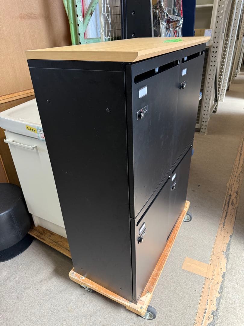 4人用パーソナルロッカー　マスターキー付き