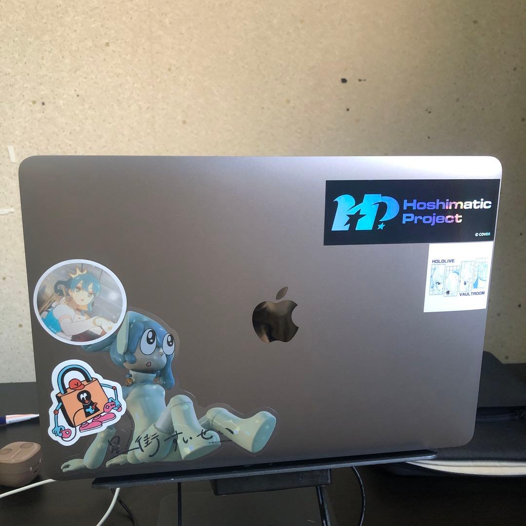 Apple MacBook Pro M2 2022年