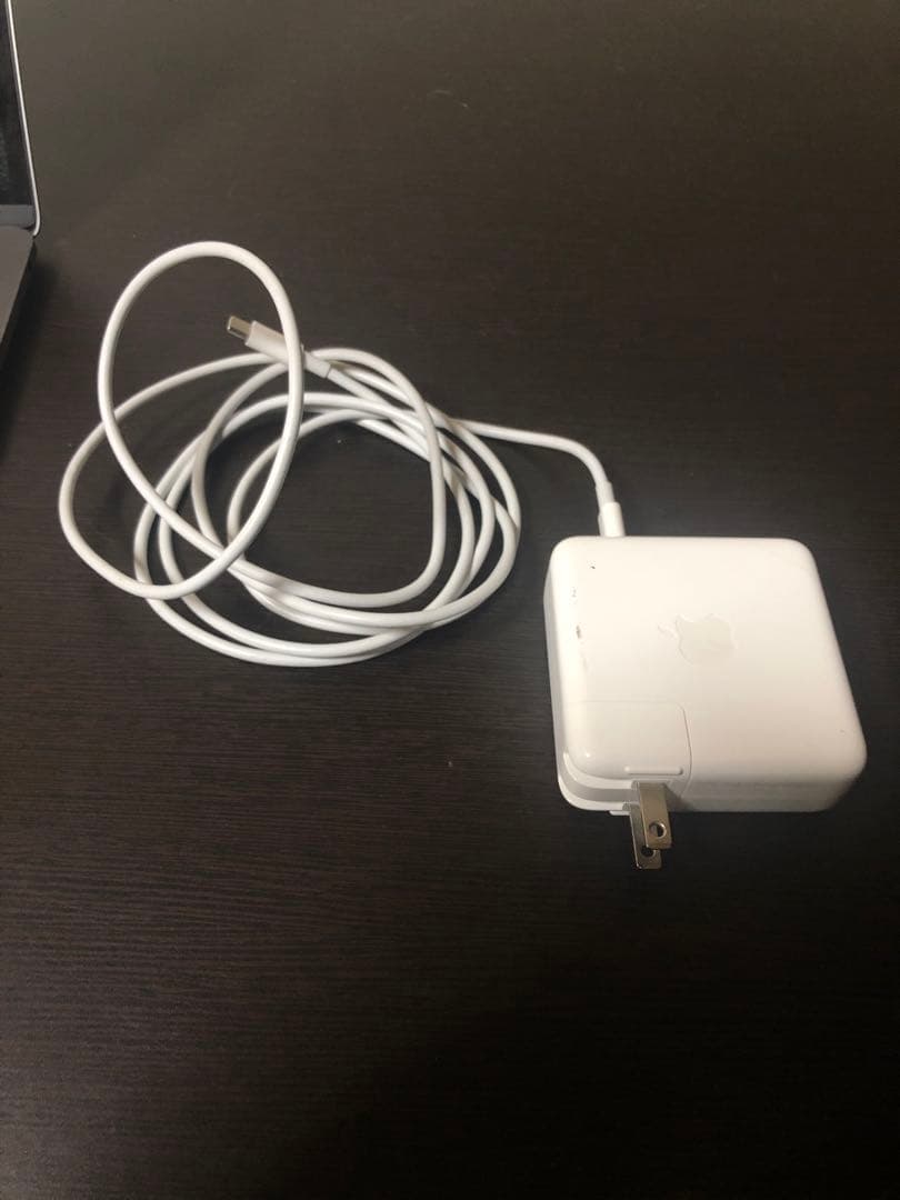 Apple MacBook Pro M2 2022年