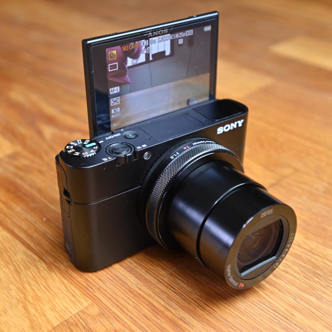 デジタルカメラ SONY RX100V DSC-RX100M5 English