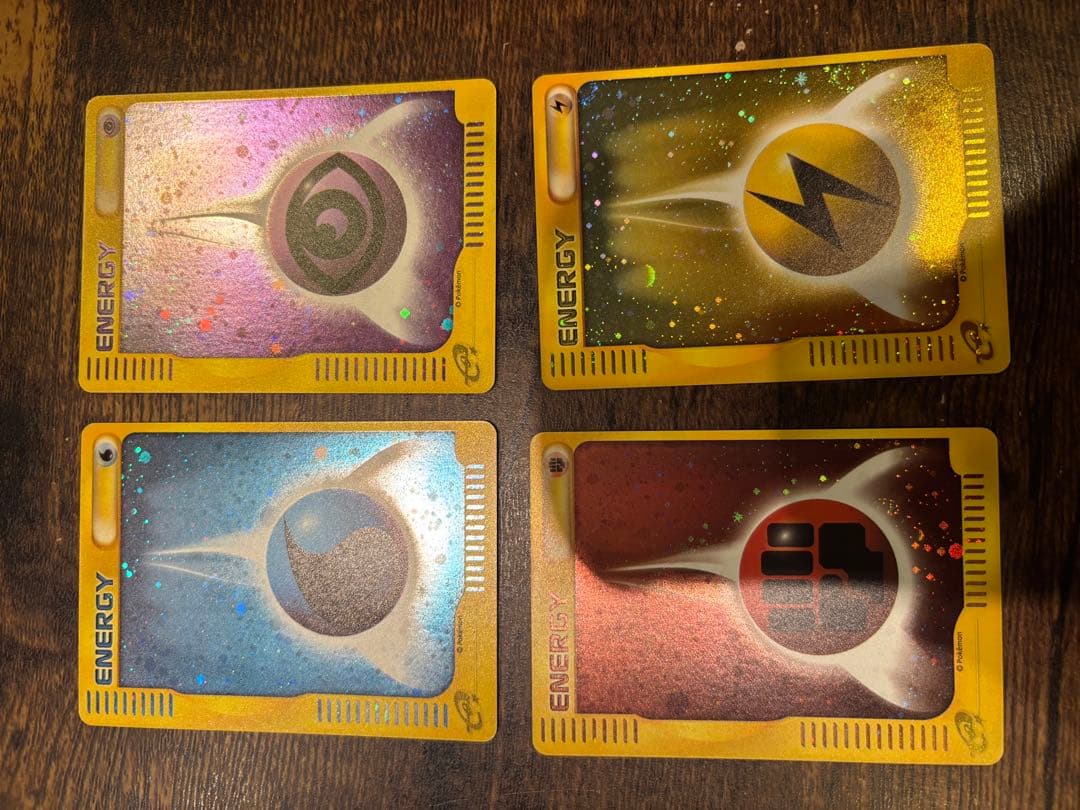 ポケモンカード マクドナルドオリジナル　ミニマムパック　エネルギーカード4枚