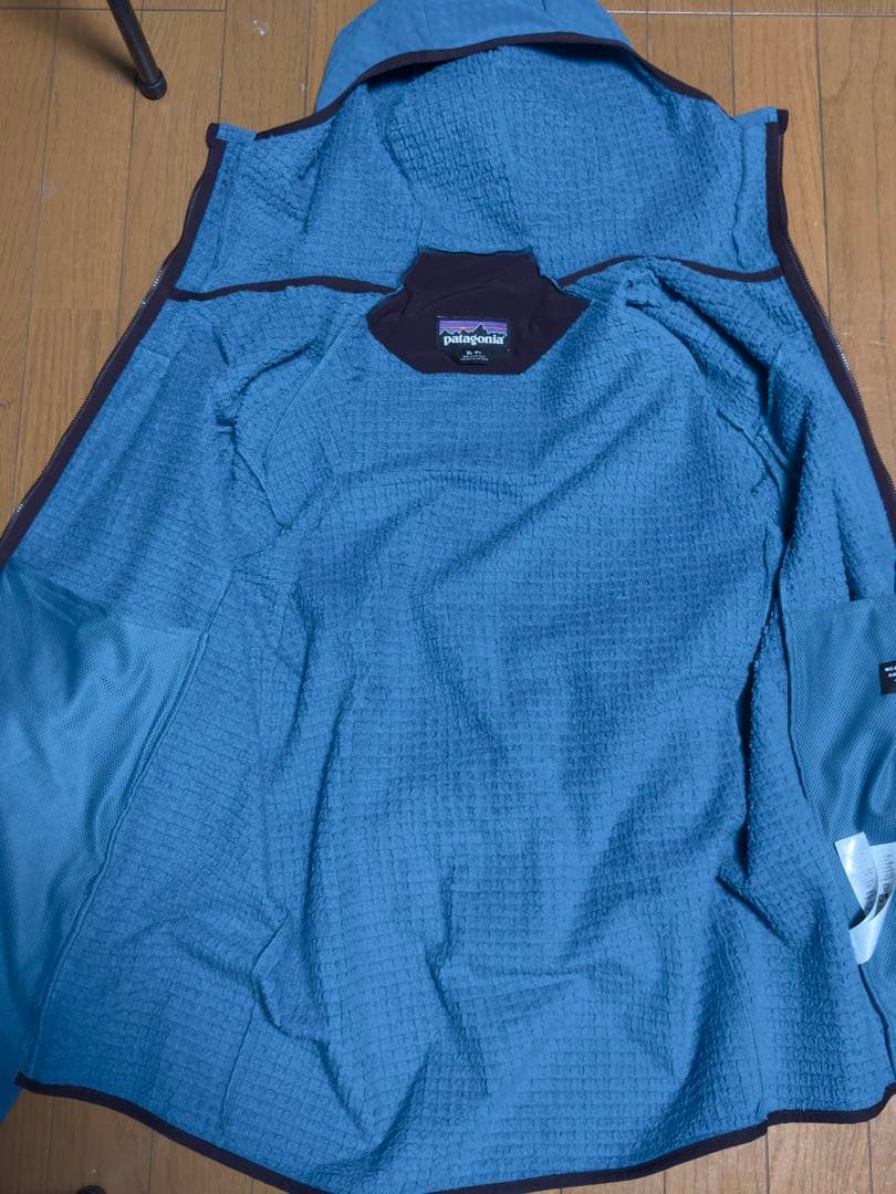 パタゴニア　R2 テックフェイス　フーディ　FA23 メンズXL