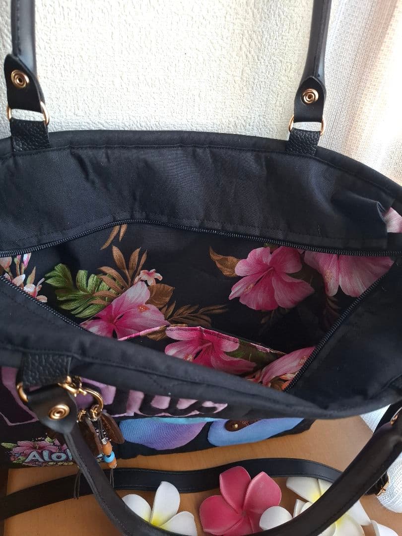 特別価格！ラスト！　ハワイアンキルト　バッグ　2WAYファスナー ハイビスカスB