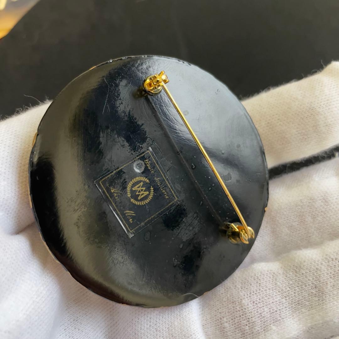 【18】AKIO MORI 珊瑚と金彩のブローチ　ヴィンテージ　レア