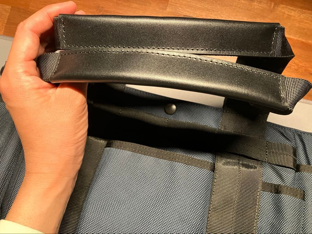 カワニシカバン　グレーブ　コーデュラ　ネイビー