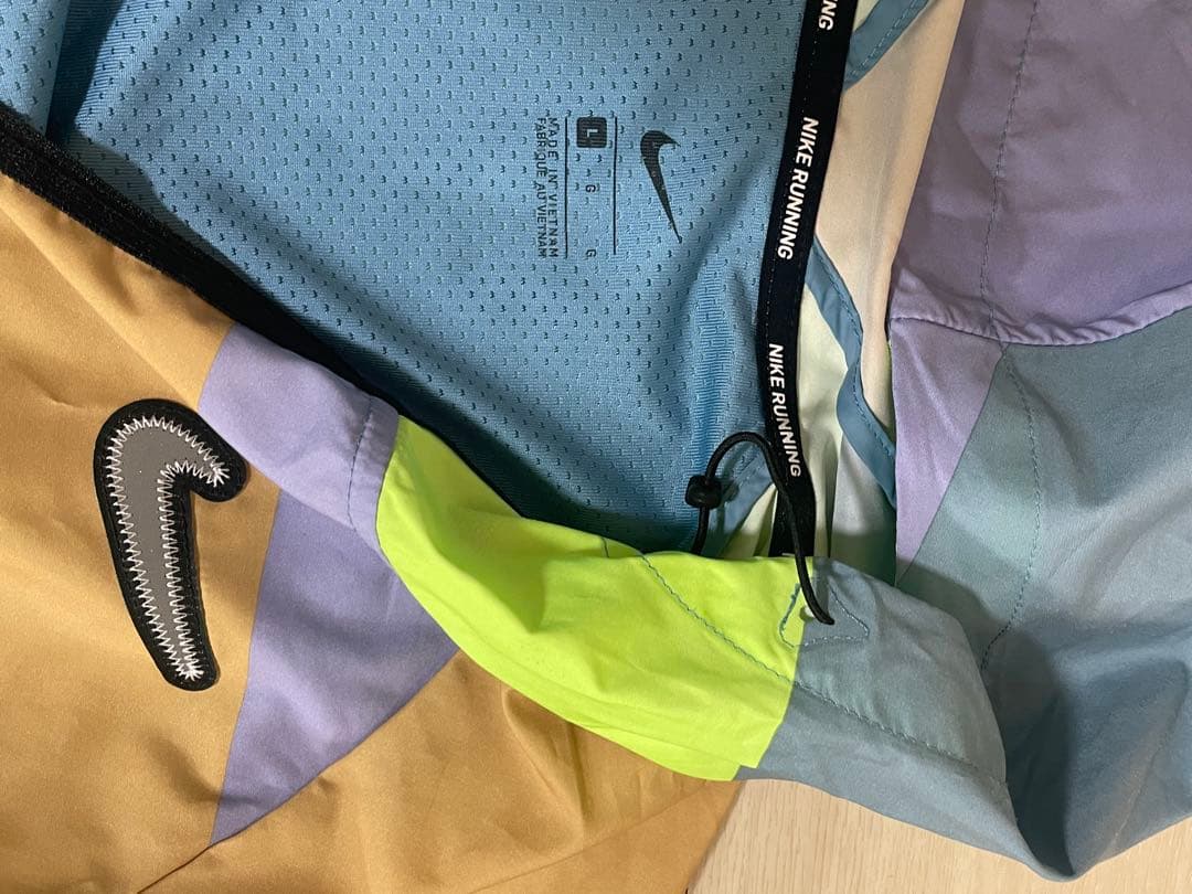 ナイキ　ワイルドラン　ウィンドブレーカーL、パンツM、キャップ　3点セット。