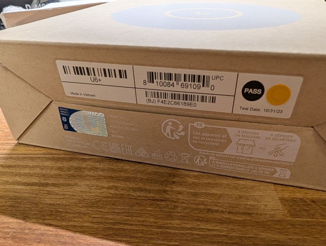 Ubiquiti Unifi U6+ アクセスポイント