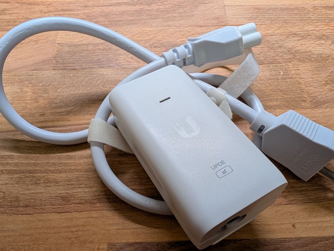 Ubiquiti Unifi U6+ アクセスポイント