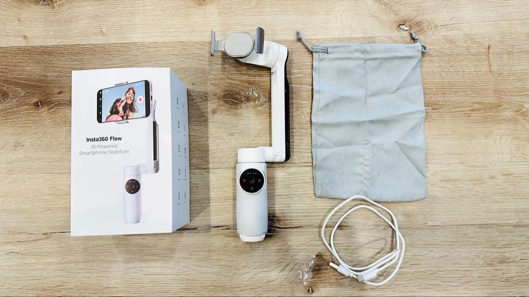 クリスマスセール【ほぼ未使用】Insta360 Flowスマホ用ジンバル