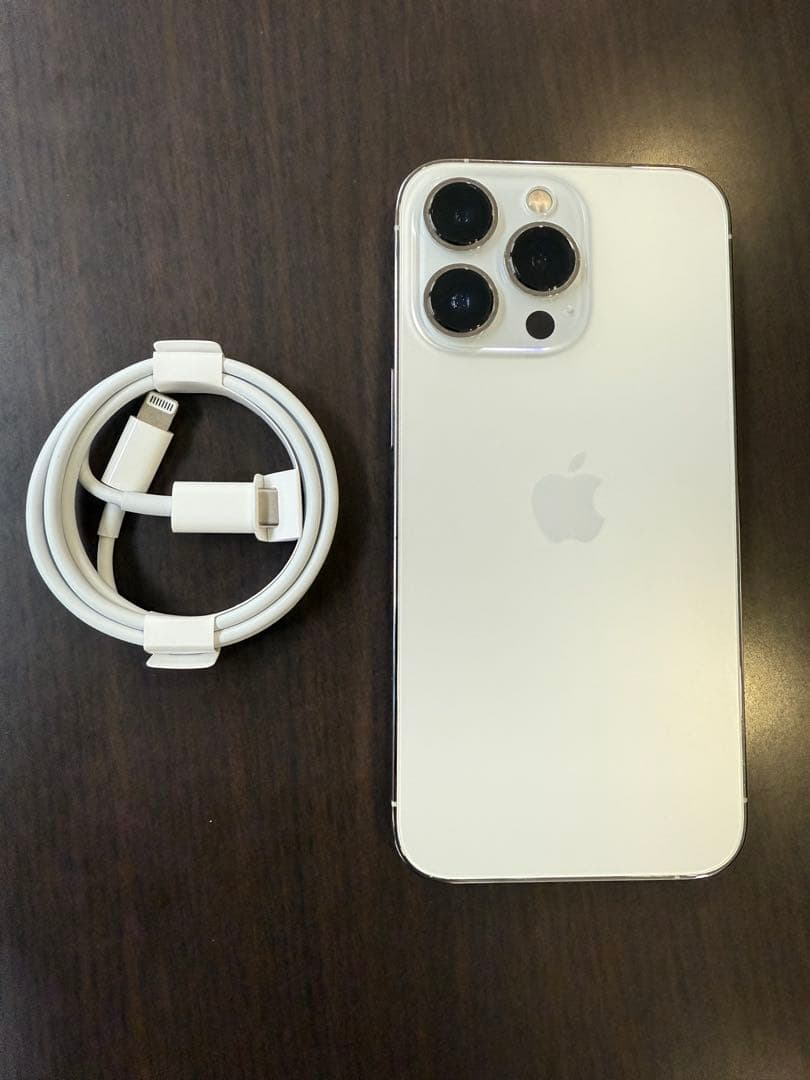 美品 iPhone 13 Pro シルバー 128GB 本体