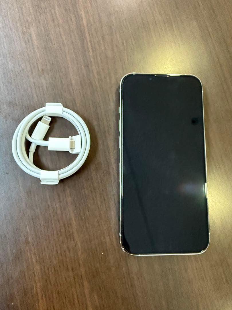 美品 iPhone 13 Pro シルバー 128GB 本体