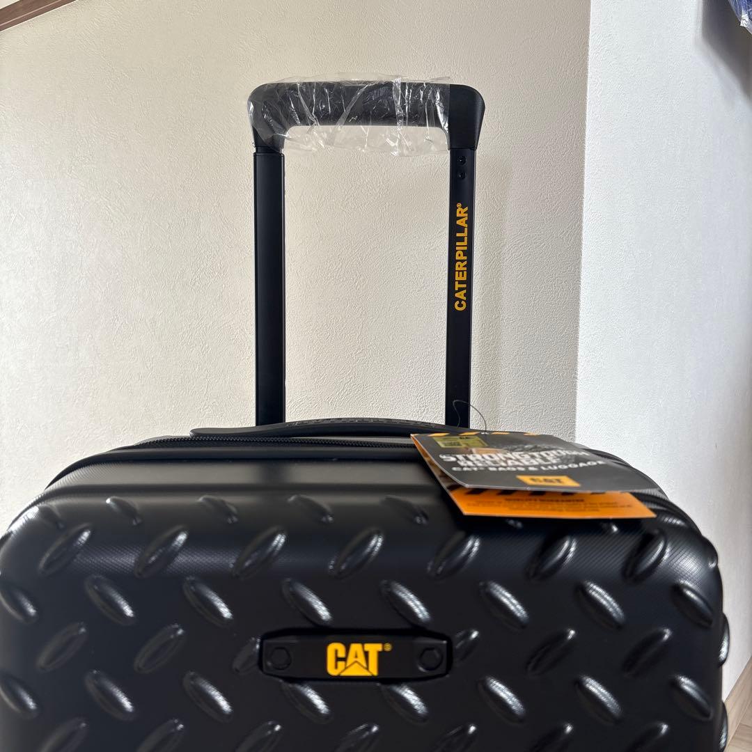 スーツケース　キャリーケース　キャタピラー　ブラックcaterpillar