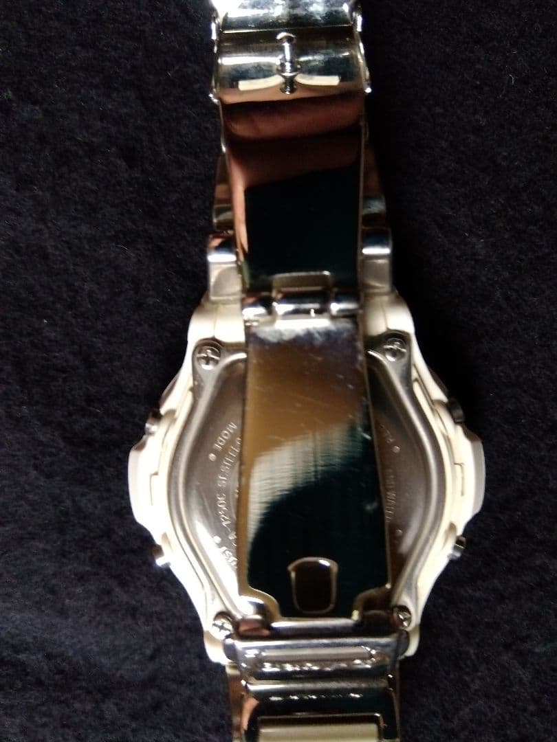 カシオ　電波ソーラー腕時計　BABY-G