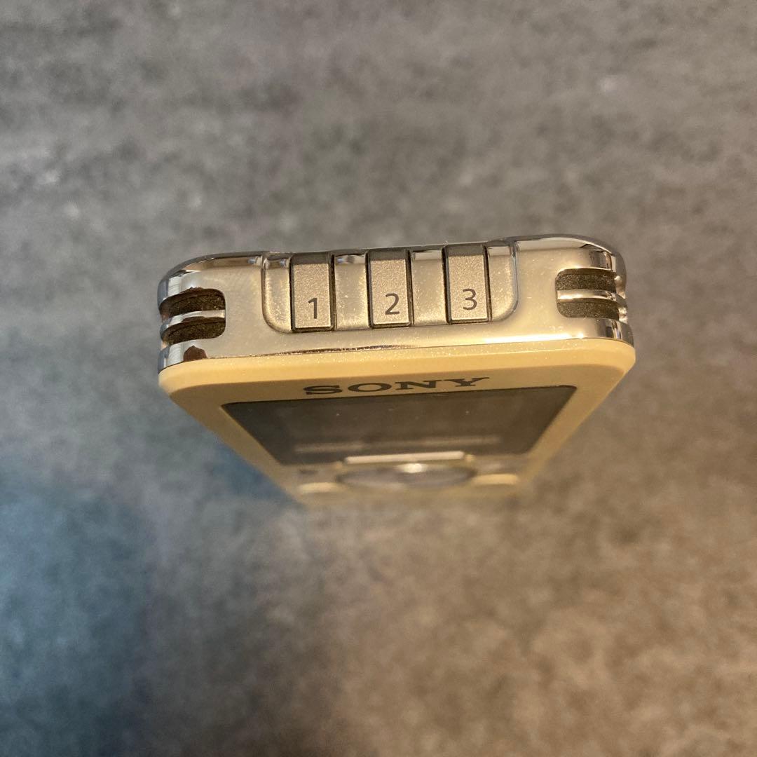 中古品　SONY ポータブルラジオレコーダー ICZ -R100 ICレコーダー