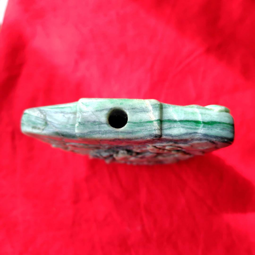 sjy　翡翠の装飾品