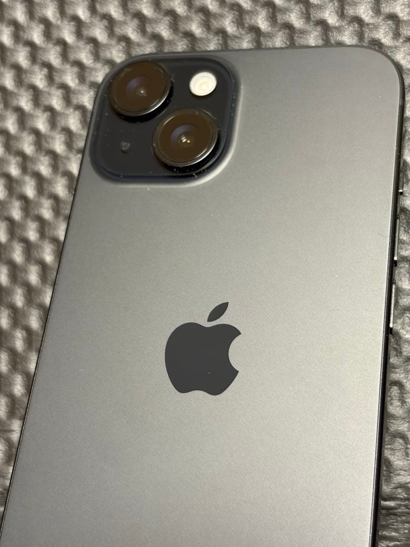 美品 最大容量90% Apple iPhone 15 ブラック 本体 128GB