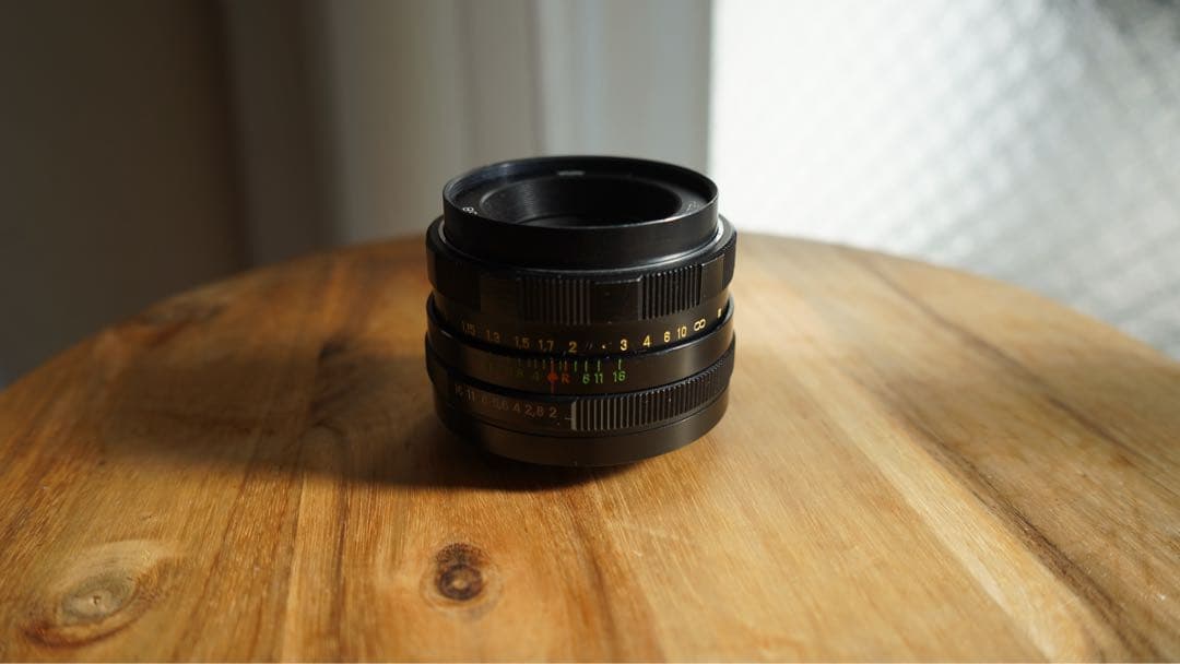 ヘリオス44 58mm F2 M42 オールドレンズ ぐるぐるボケ