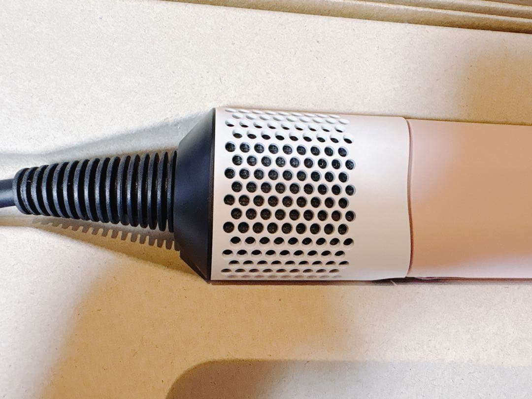 ダイソン エアストレート さくらチェリー