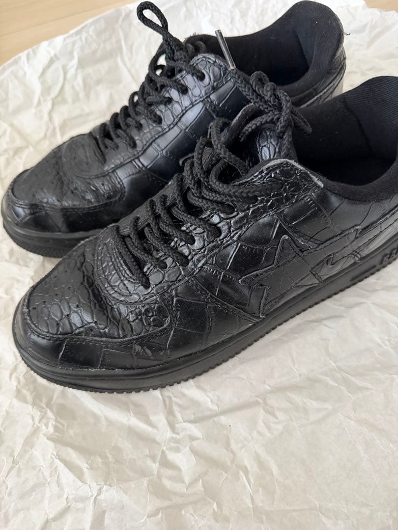 クロコダイル風 ブラックスニーカー　　ア ベイシング エイプ