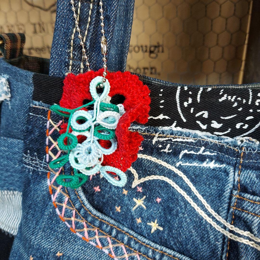 刺繍デニムバック　No.649　デニムリメイク　チューリップバック　丸いバック