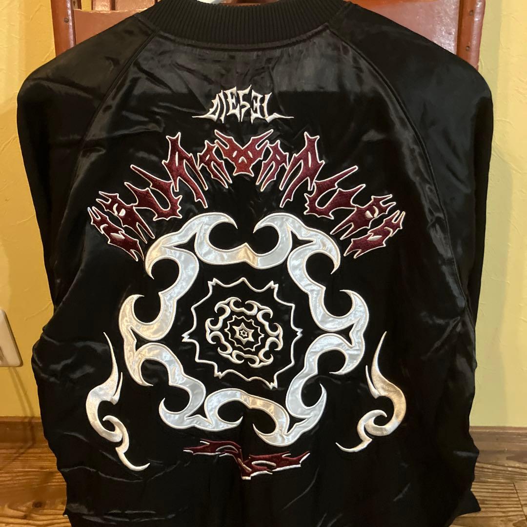 Diesel 黒 スカジャン 刺繍入り