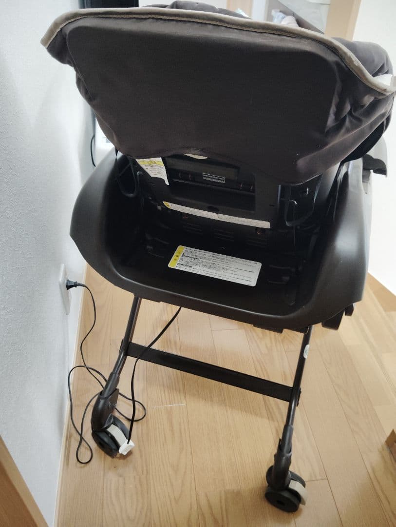 【極美品✨ 】Combi コンビ ネムリラAT 自動　 WHITE LABEL