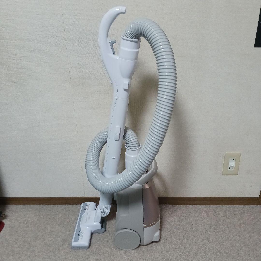 日立紙パック式掃除機　稼働品　　 CV-PBK91　　2023年製