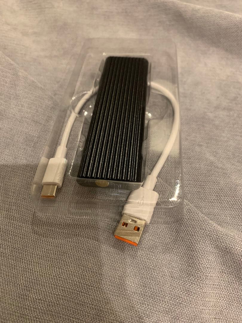 ✨残り一点✨SSD 外付け 1TB 極小 コンパクト ポータブル