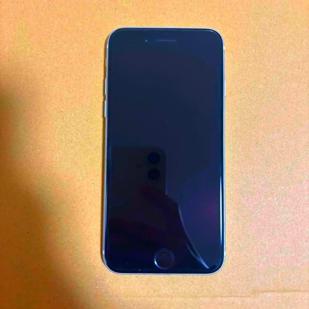 【初期化済】Apple iPhone SE2 本体 128GB ホワイト