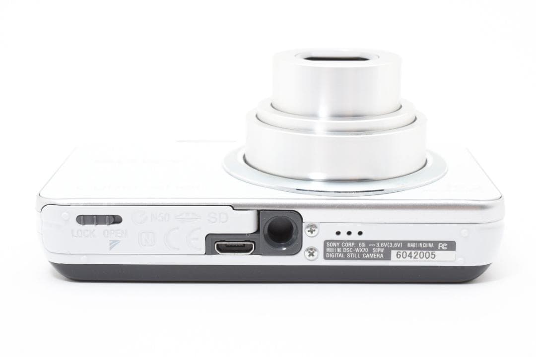 【極美品】SONY Cyber-shot DSC-WX70 ホワイト　新品級！
