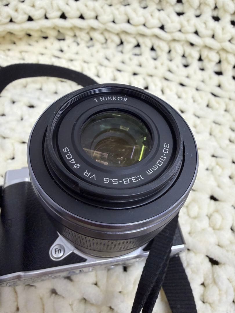 完動品Nikon 1 J5ミラーレス+レンズ