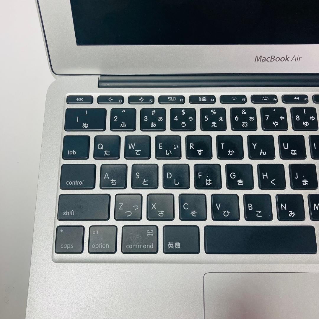 MacBook本体 MacBook Air A1465 i5 4GB SSD256GB