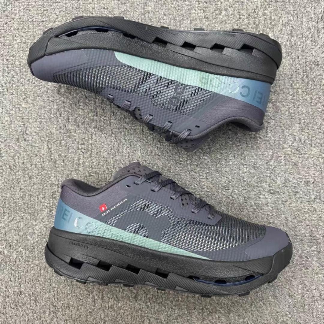 靴 On x BEAMS x REI Co-op Cloudultra 3