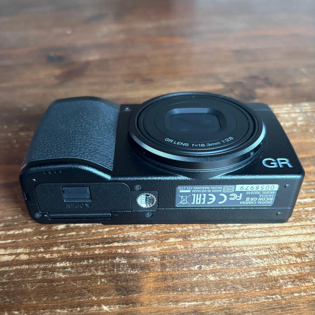 RICOH GR III シャッター214回