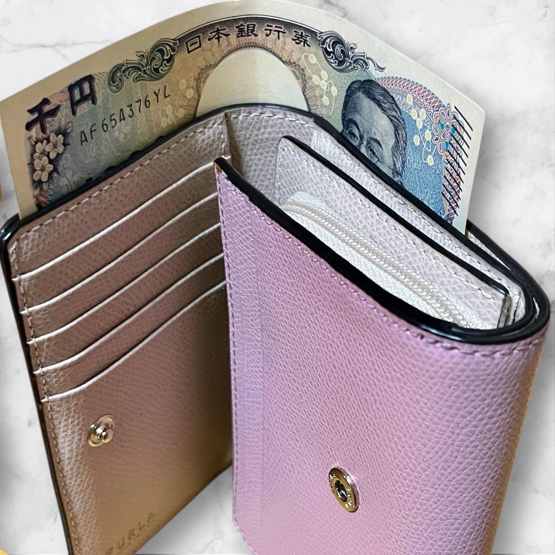 美品 FURLA フルラ☆シボ革 カメリア ウォレット レザー ピンク箱保存袋付