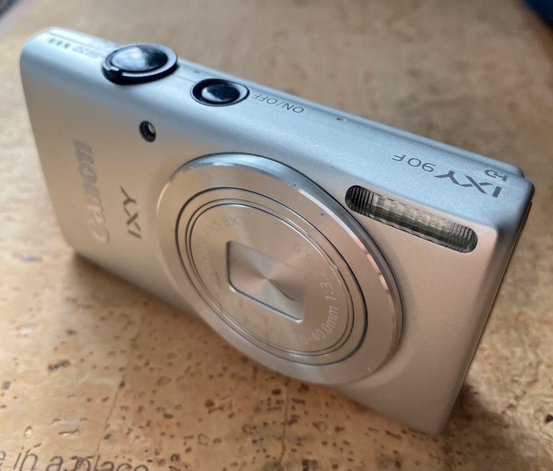 キヤノン IXY90F【純正バッテリー、充電器付き】