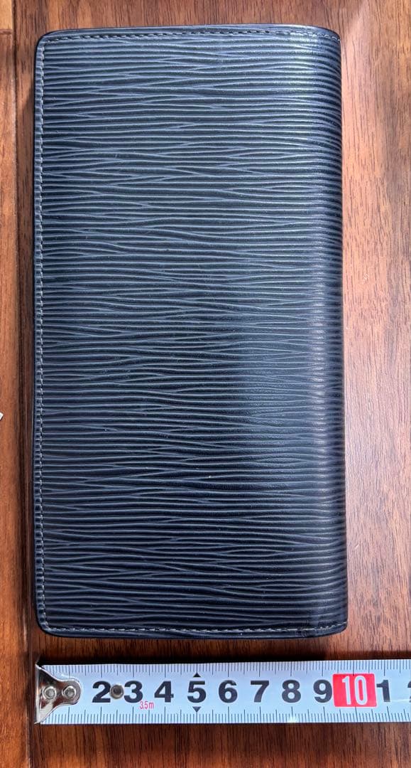LOUIS VUITTON 長財布 エピ レザー　美品