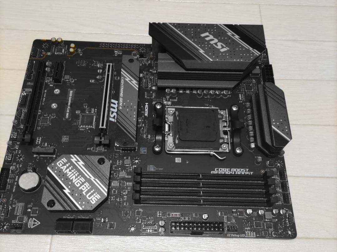 MSI B650 GAMING PLUS WIFI マザーボード