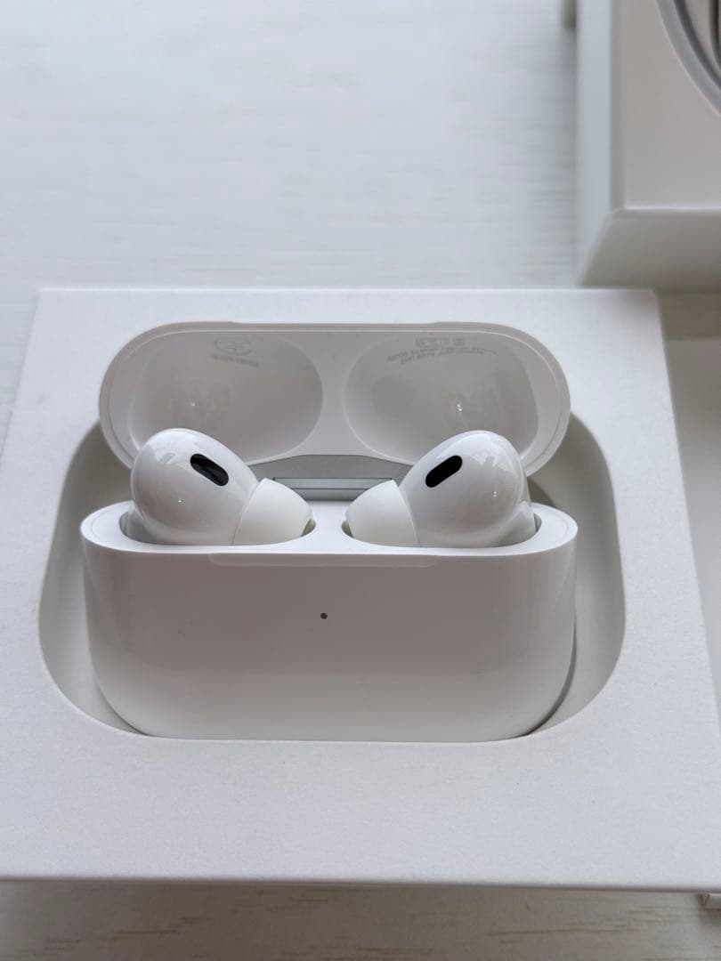 【美品】Apple正規品 AirPods Pro2 MQD83J