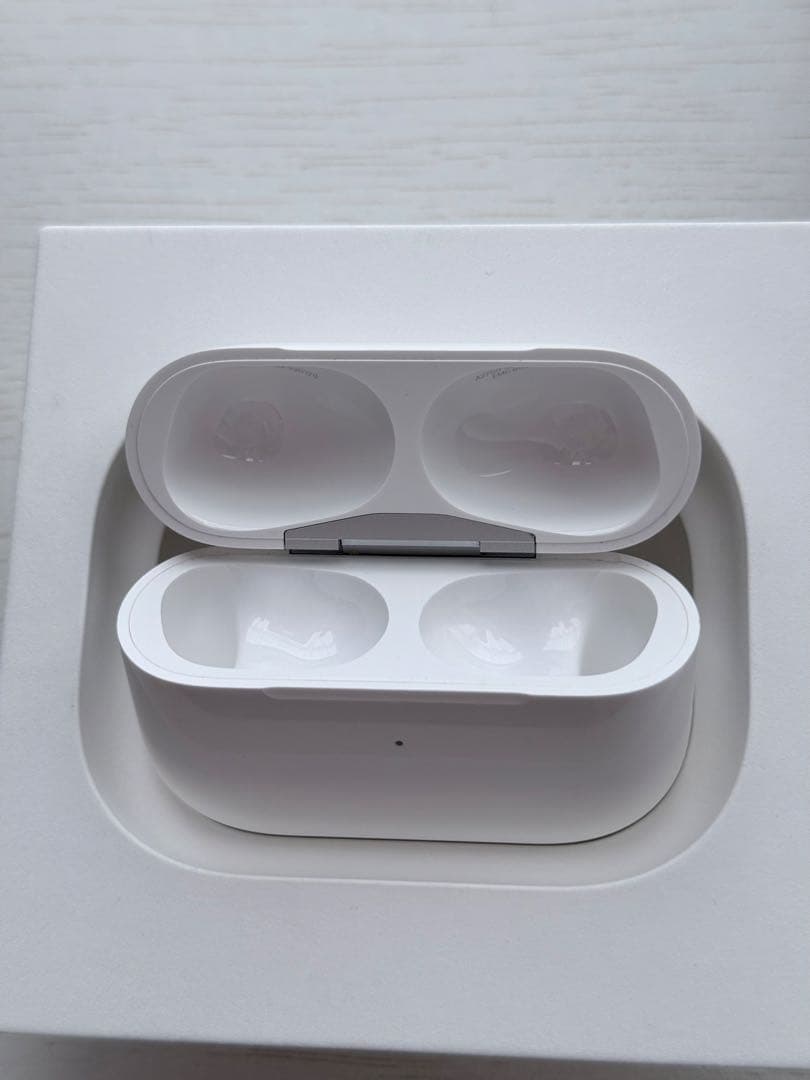 【美品】Apple正規品 AirPods Pro2 MQD83J