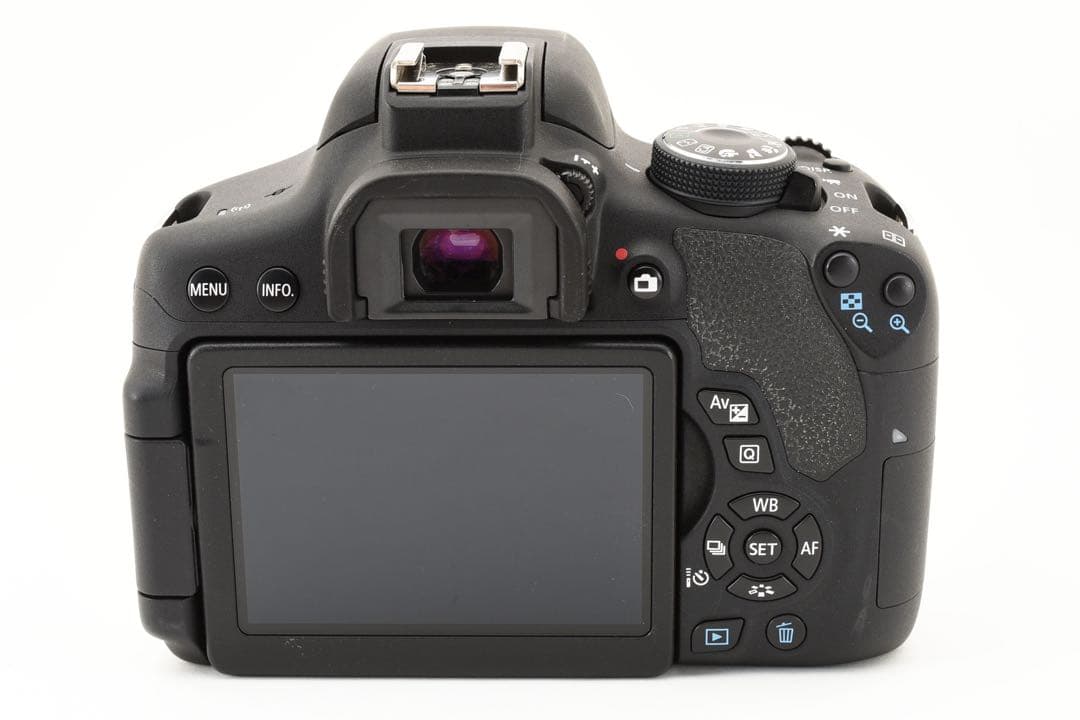 canon kiss x8i 標準レンズセットCanon EF 28-80㎜