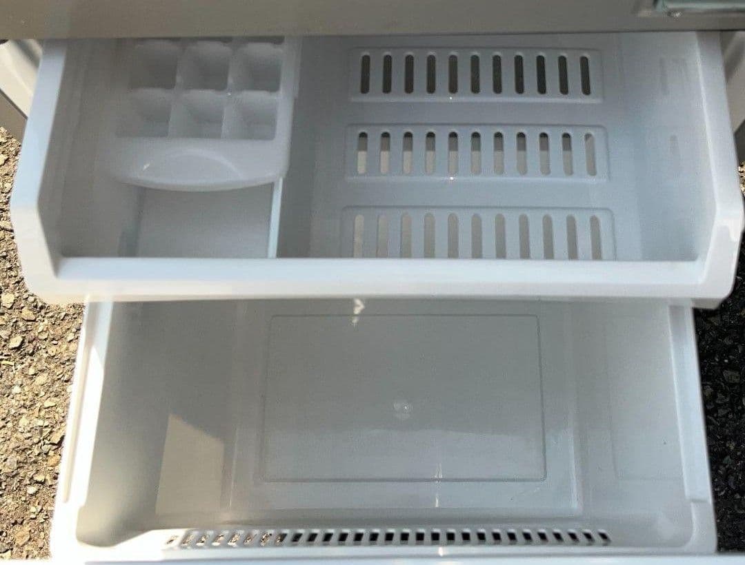 特価アクア冷凍冷蔵庫126L横縞模様LED照明省エネ設計自動霜取り機能付19年製