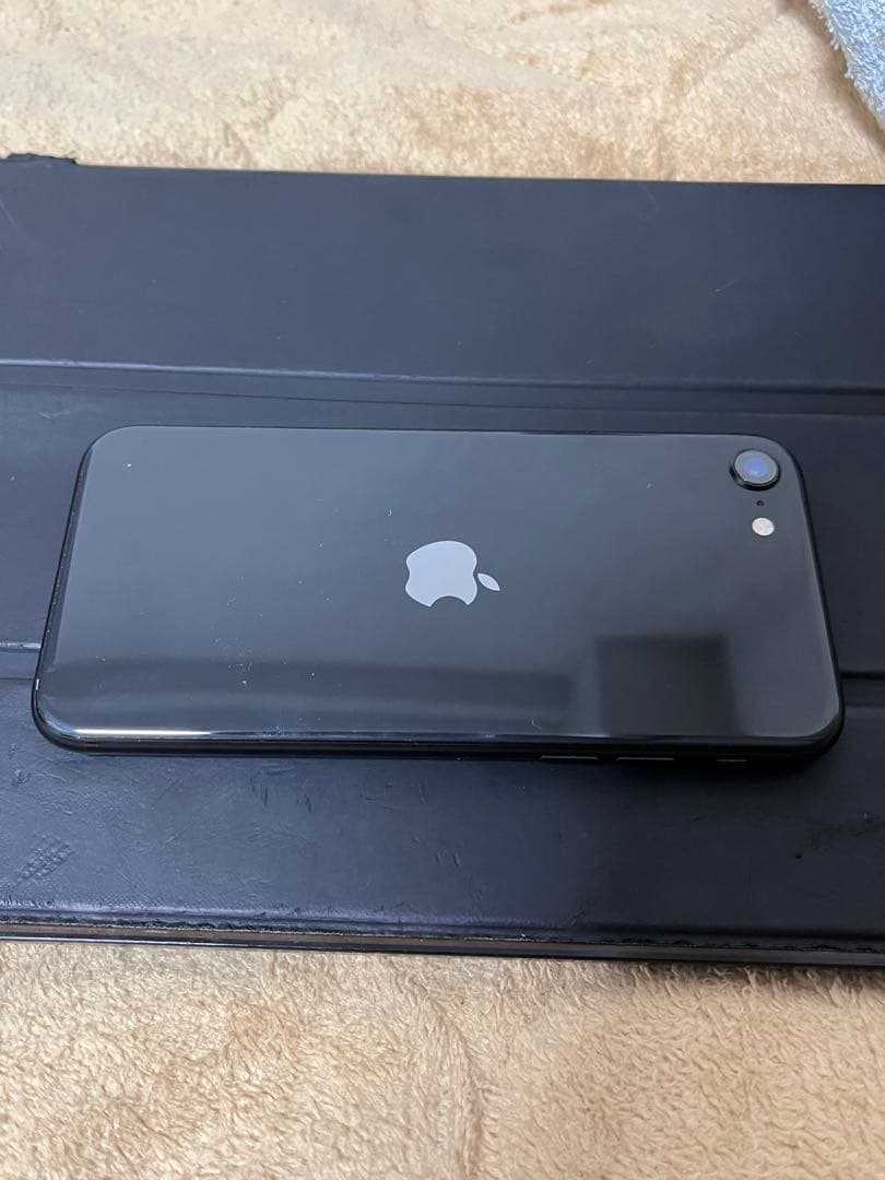 iPhone SE 第2世代 64GB SIMフリー ジャンク品