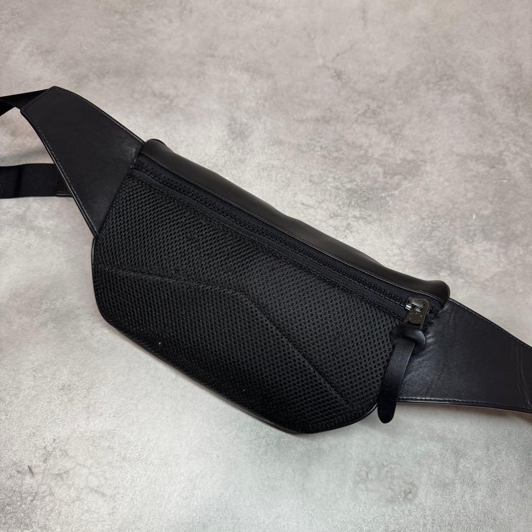 美品 コーチ ボディバッグ ショルダーバッグ COACH F89034 斜め掛け