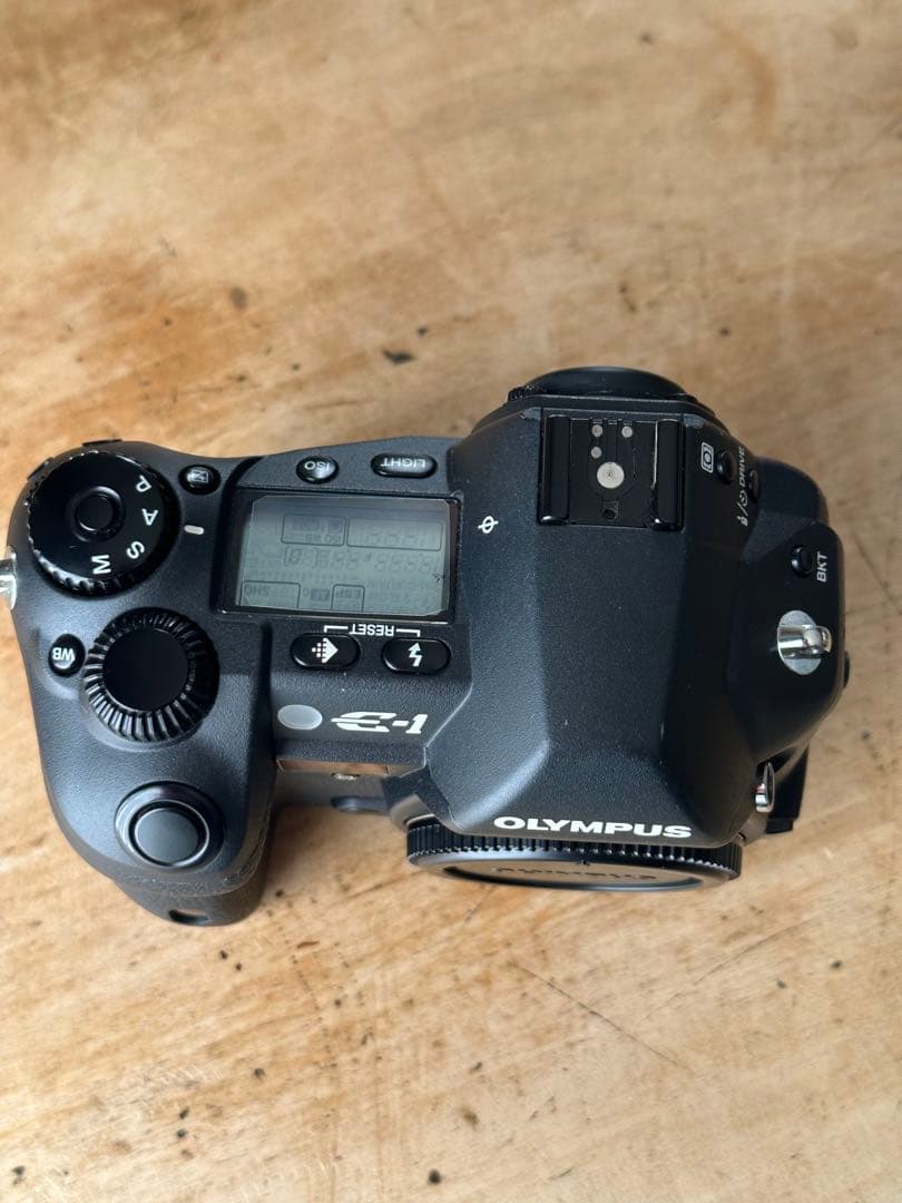 名機　オリンパス　E-1